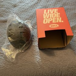 Brand  New: Bell Division Helmet Size M