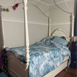 Twin Canopy Bed