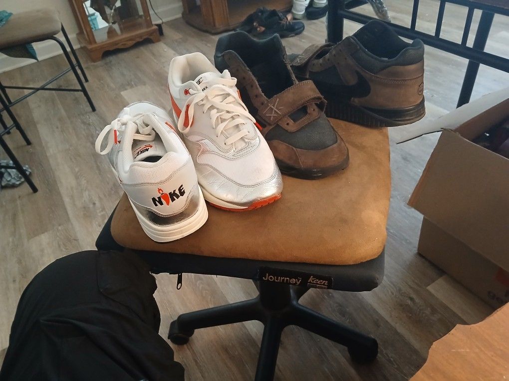 Travis Scott Jumpman, And Air Max Chilli Pepper 