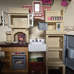 Kids Kitchen