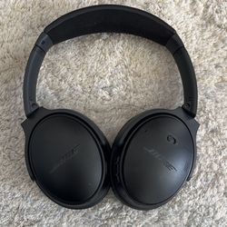 Bose QuietComfort 35II noise Canceling Headphone Like New