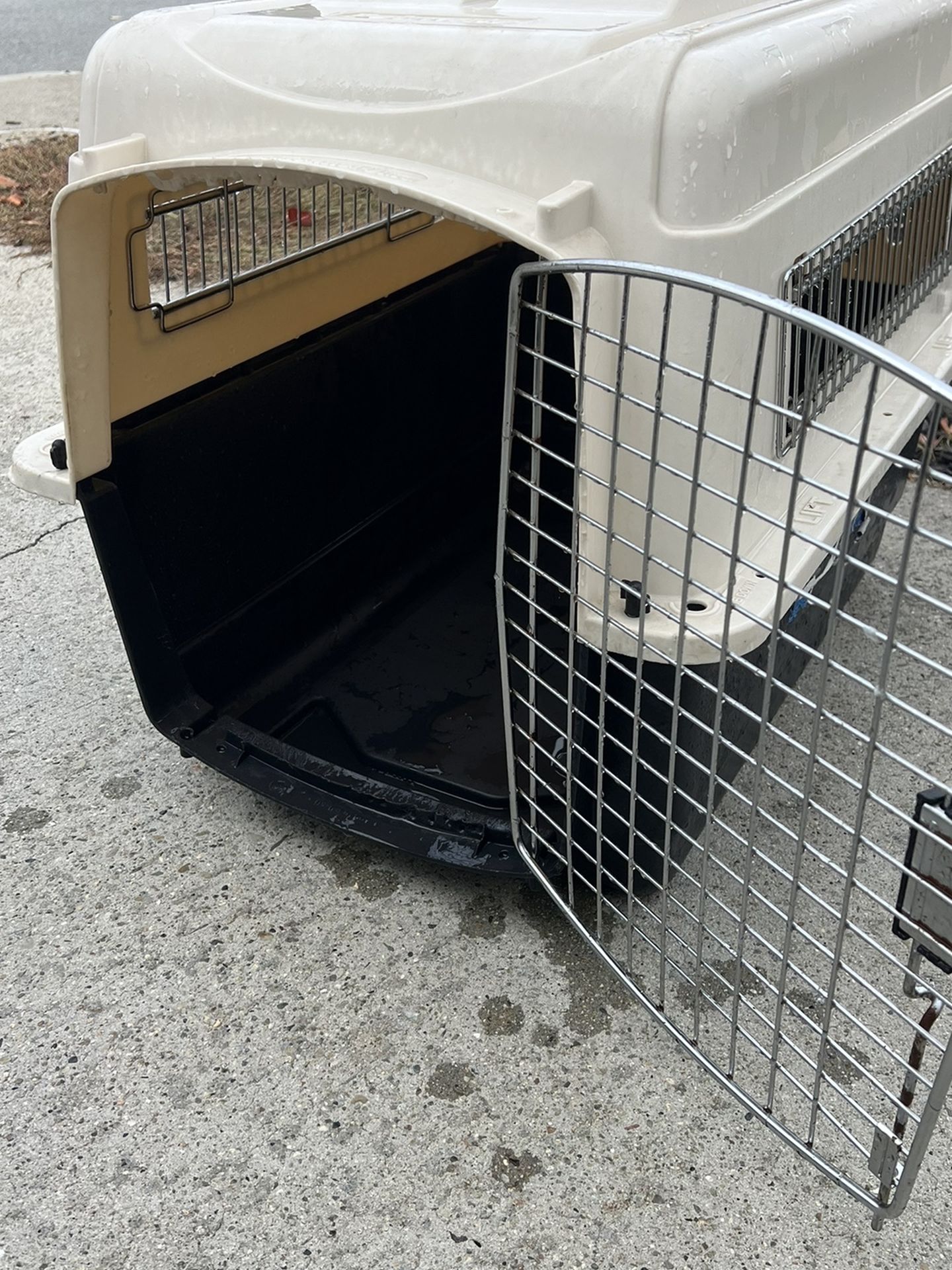 Petmate VariKennel Ultra Medium