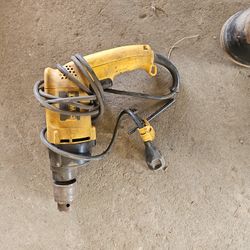 DeWalt Ploug In Hammer Drill