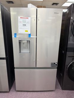 Refrigerator, Whirlpool new open box with 1 year y