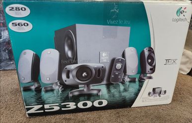 Logitech Z-5300  THX-CERTIFIED 5.1 surround system