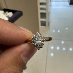 Yellow Gold Diamond Ring 