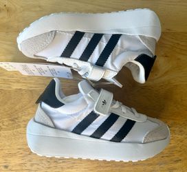 Adidas Kids White and Black Sneakers. Kids size 10C
