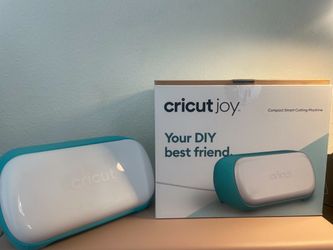 Cricut Joy Compact Smart Cutting Machine