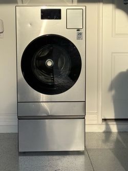 Stainless Samsung Bespoke AI All-in-One Washer-Dryer Combo Steel Front Load Washer