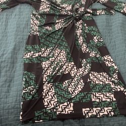 Apt 9 Womens Dress size S Green Wrap Style 3/4 Sleeve Slinky Travel Knit Stretch