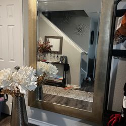 ✨Large Mirror And Large Flower Base 🌸