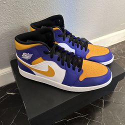 Jordan 1 Mid LAKERS Size 12 Men