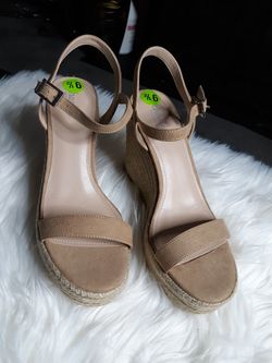 NWT Charles David wedges