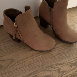 Tan Suede Ankle Booties | Size 6 | Block Heel | Side Zip
