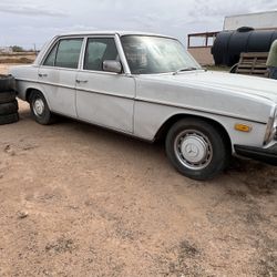 1975 Mercedes-Benz 240 on offerup