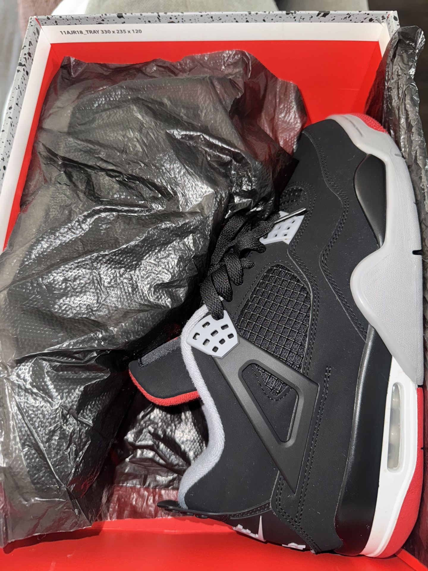 Retro 4 Bred