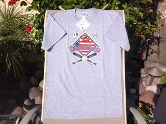 D Backs T shirt & Gonzo statue