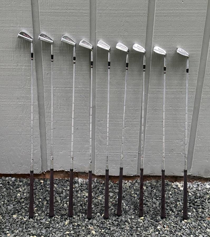 Vintage MacGregor Tourney Custom The 985 Iron Set Of 9 Shafts Clubs 2-10