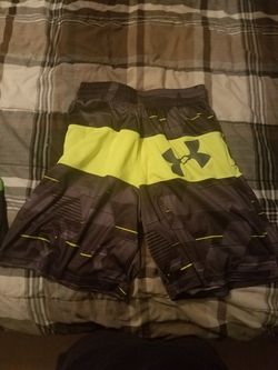 Men's basketball shorts