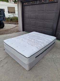 Full size Bed