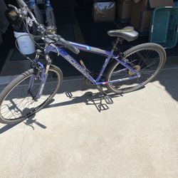 Schwinn Mountain Bike 