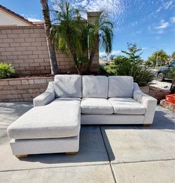 Thomasville Dillard Sectional – Gray – $599 Delivered
