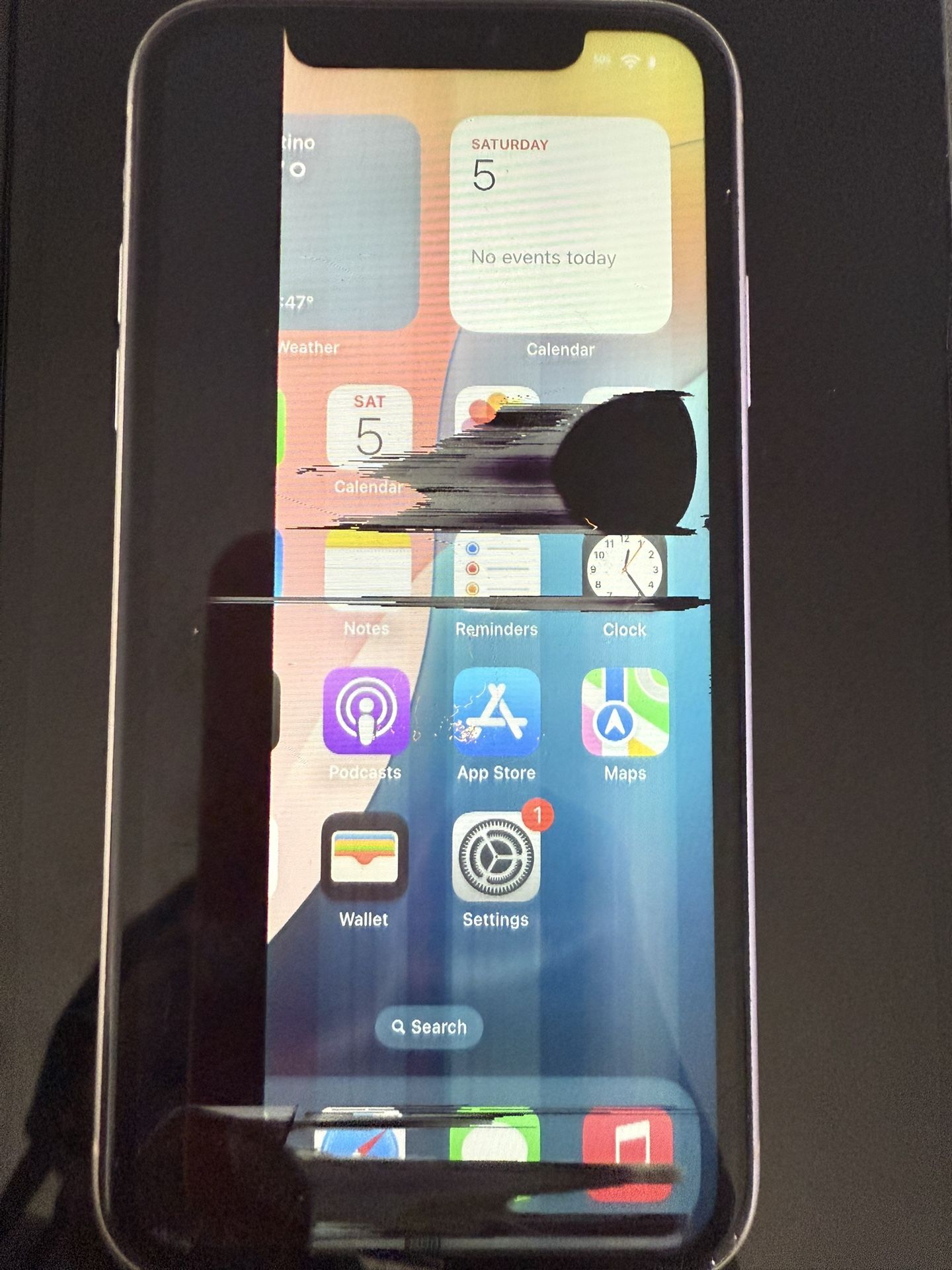 Unlocked iPhone 11 Read Description
