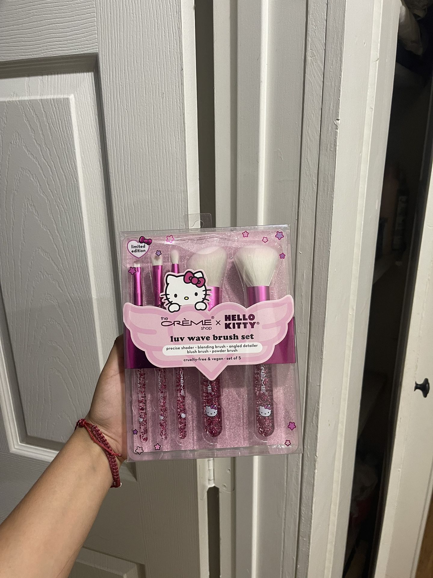 Hello Kitty Makeup Brushes