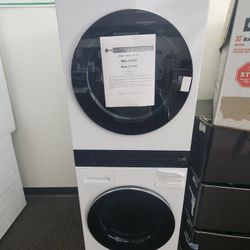 2.8 cu. ft. Washer, 4.2 cu. ft. Dual Inverter Heat Pump Ventless Electric Dryer, Washtower Center Control AIDD in White