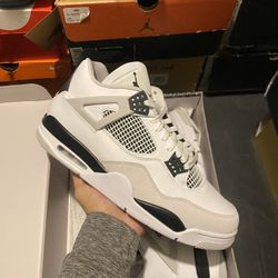 DS Jordan Military Black 4s size 12