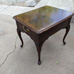 Thomasville End Table