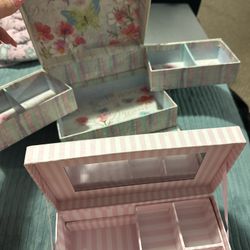 vintage jewelry boxes 