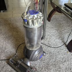 Dyson Vacuum 