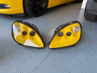 C6 Corvette Headlights (Velocity Yellow)