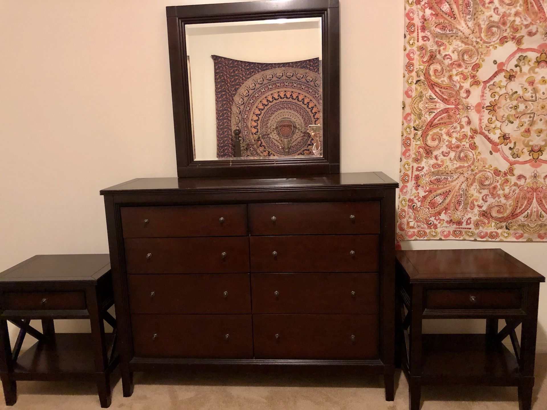 Dresser with mirror and 2 night stands!