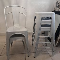 2 White Chairs 3 Stools. 