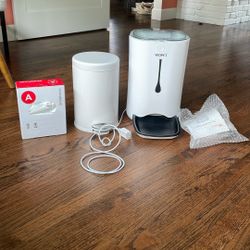 Automatic Pet Feeder Plus Trash Can