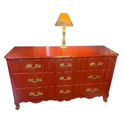 Desser French Provincial lacquered Candy Appple Red