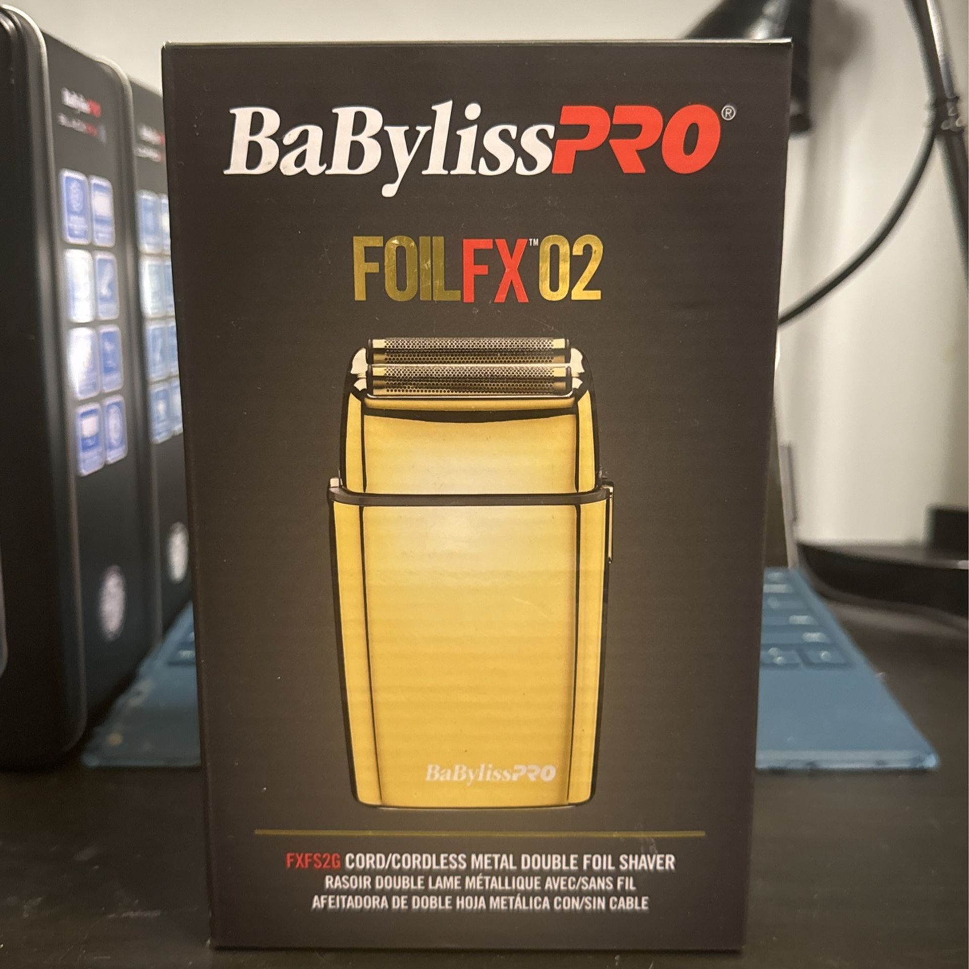 Babyliss Shaver Gold