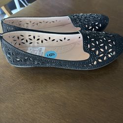 Women’s Flats