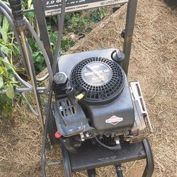 1800 PSI Gas Powered Pressure Washer 