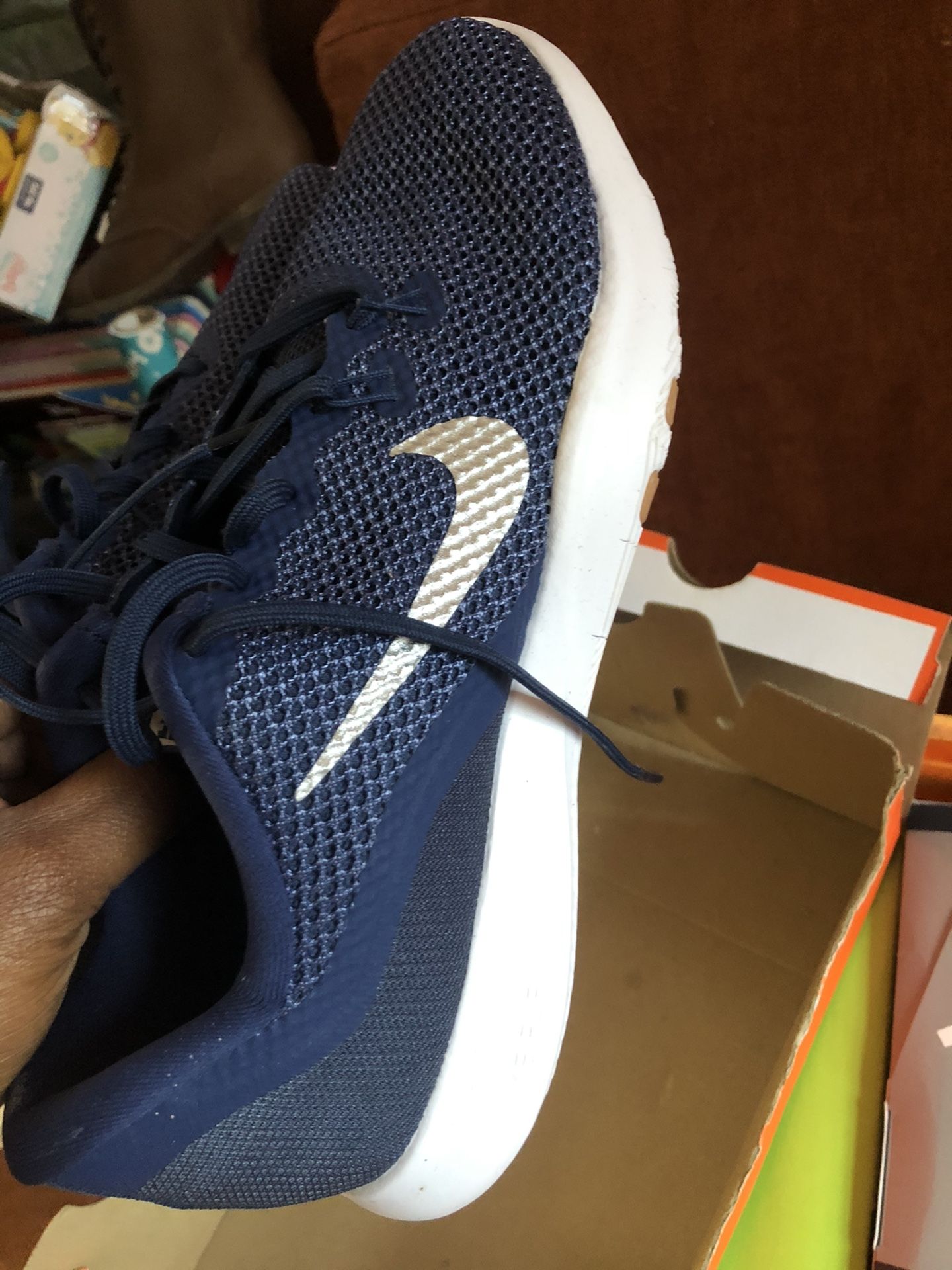 Nike tennis shoes navy blue size 9.5