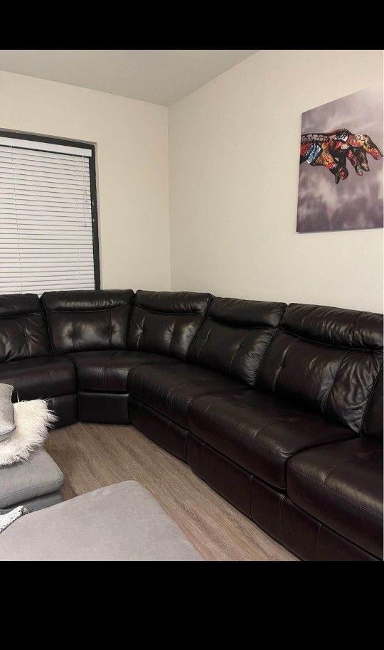 SECTIONAL GENUINE LEATHER RECLINER ELECTRIC BLACK COLOR..β
π₯ DELIVERY SERVICE AVAILABLE β
π₯π