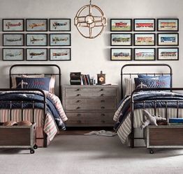 2 twin RH bed frames