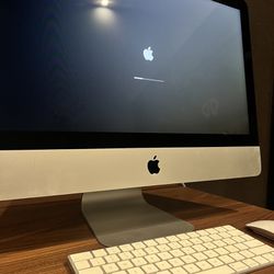 iMac 21.5" - 2017 - GREAT Condition 