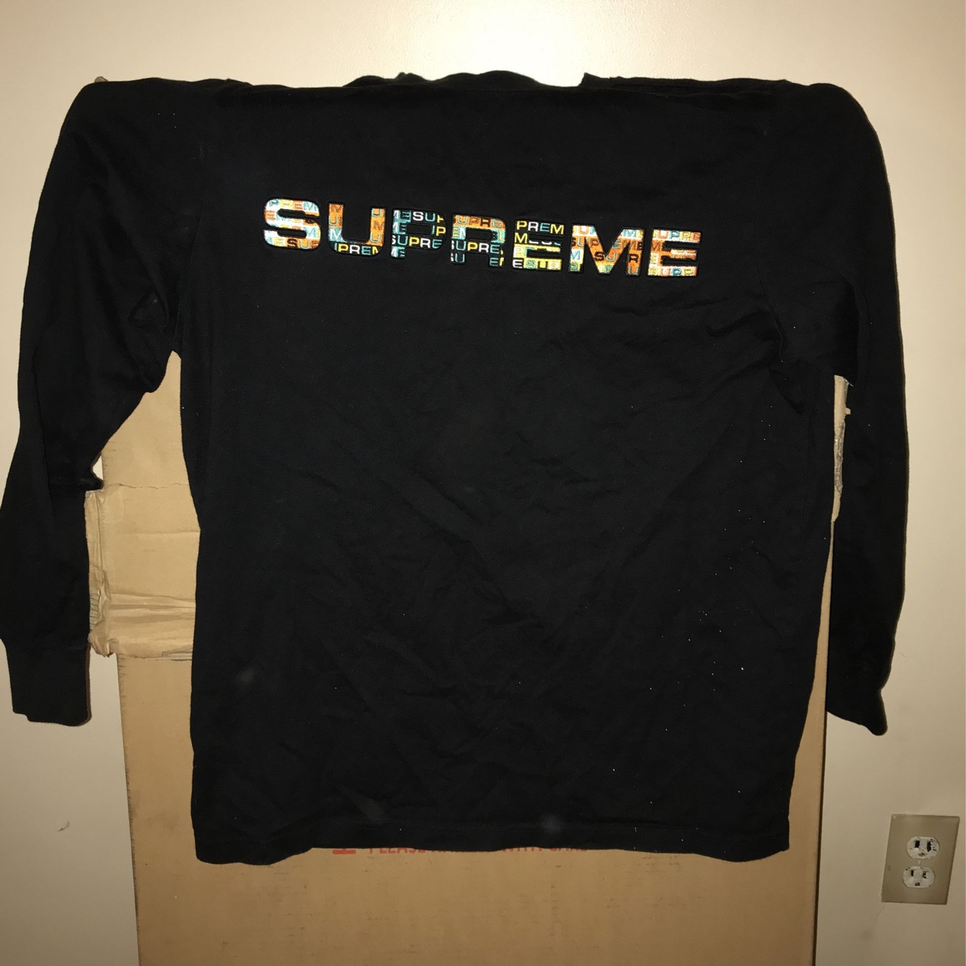 Medium Vintage Supreme Long Sleeve