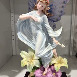 Figurine Decor