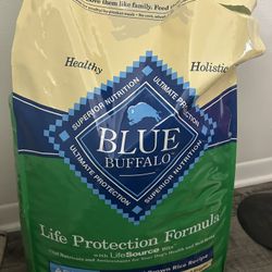 Reduced Blue Buffalo Life Protection  Adult Lamb & Brown Rice Recipe Dry Dog Food