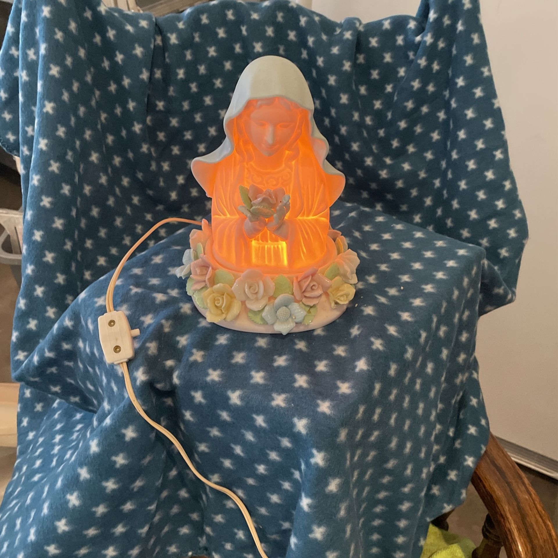 Vintage rare Virgin Mary lamp