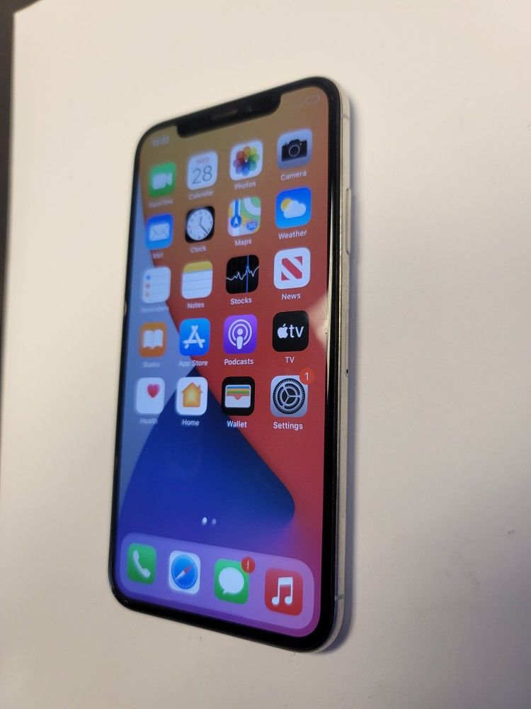Unlocked IPhone X 64gb 